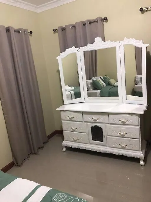 Peace Of Mind- Serenity Palm Apartment Runaway Bay