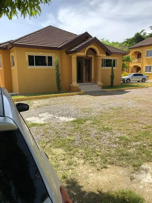 Peace Of Mind- Serenity Palm Apartment Runaway Bay
